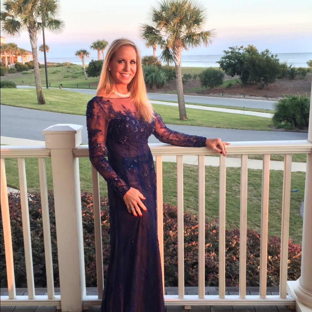 Gorgeous embellished blue backless gown size 4